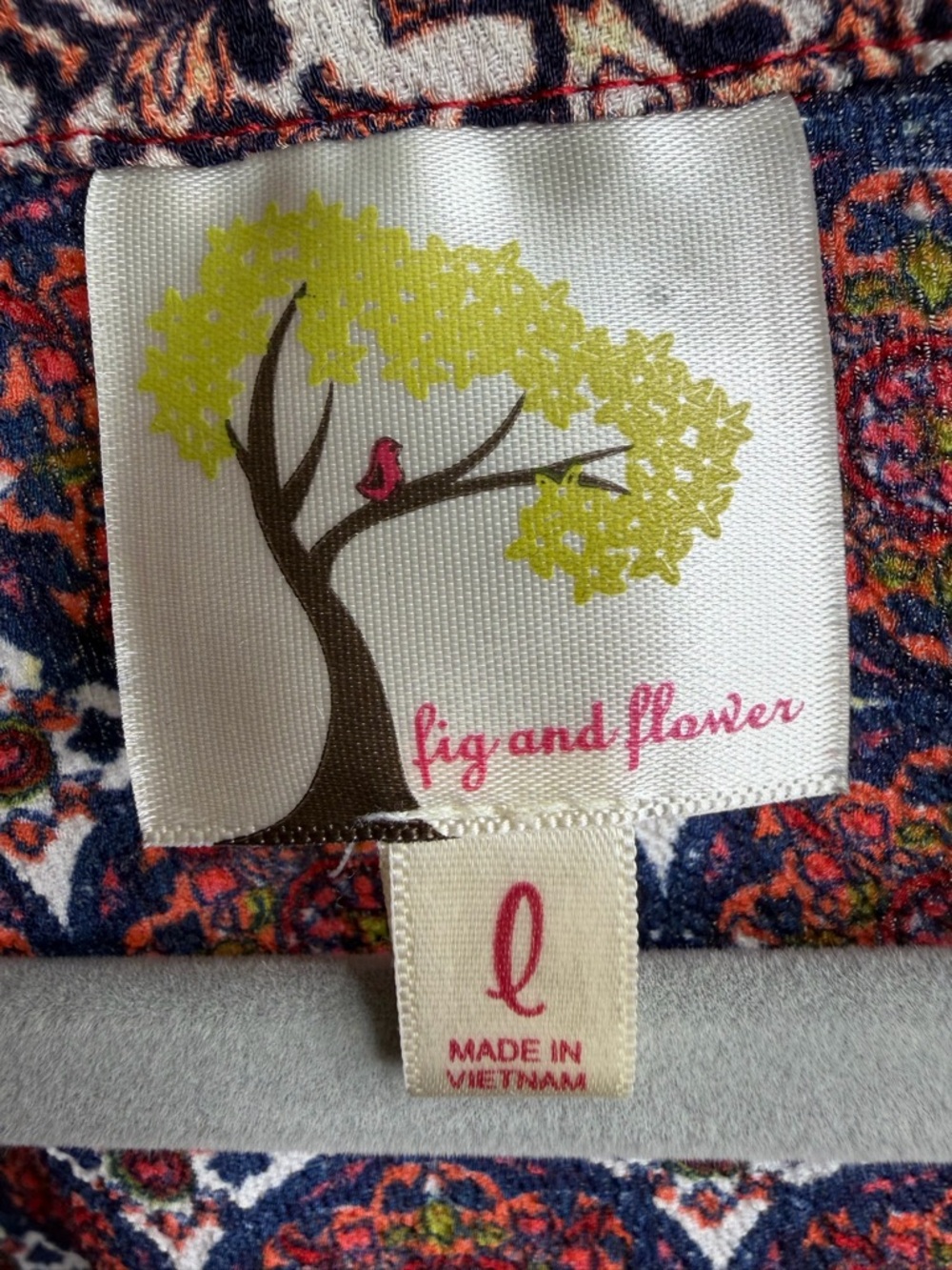 fig and flower Anthropology Boho V-Neck Tunic - Red, Navy, Cream Size Large - Picture 9 of 10